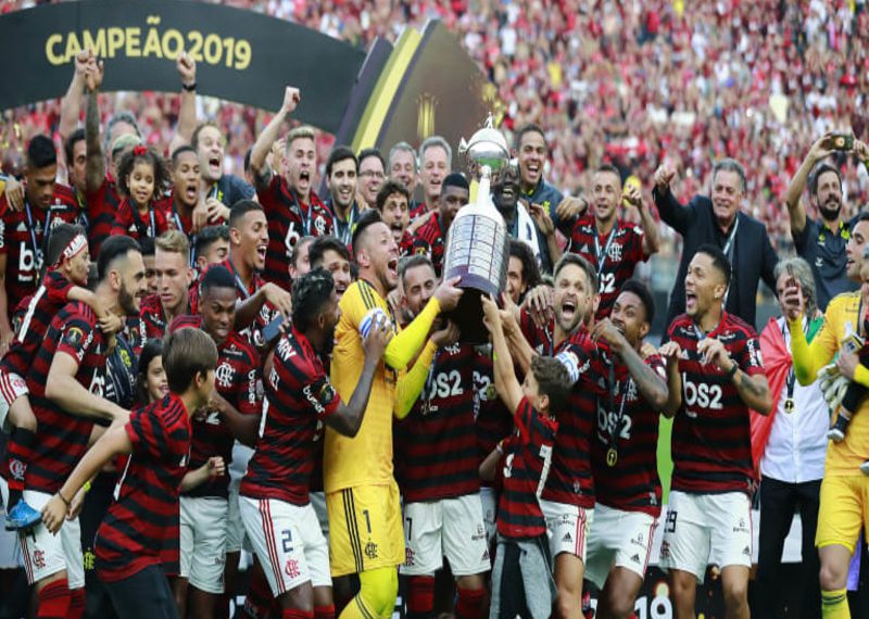Alcalde de Río de Janeiro autoriza a los equipos de fútbol retomar sus
