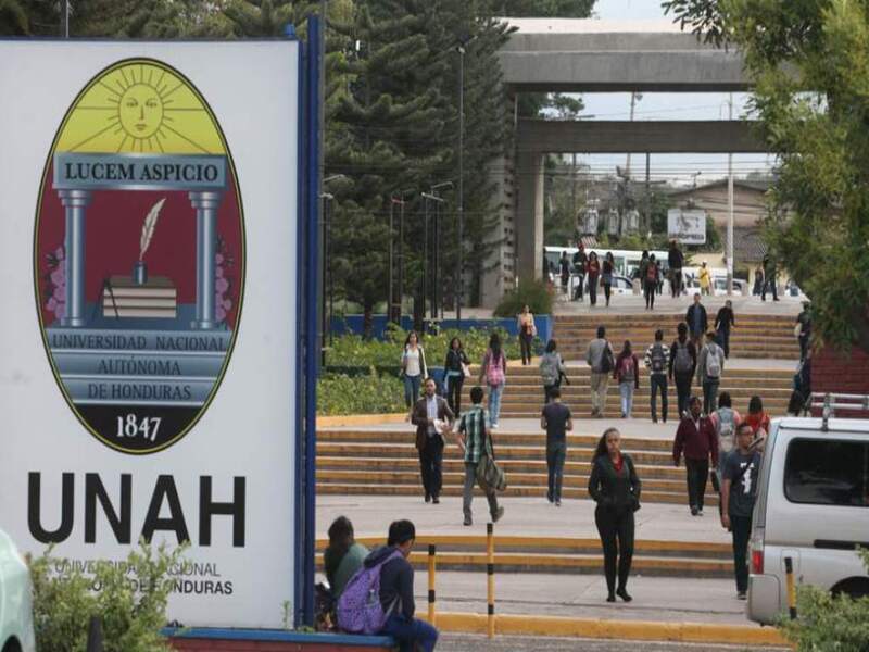 Universidades podrán retornar a clases semipresenciales