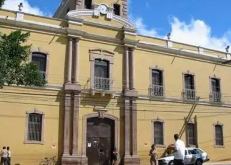 Radioterapias pausadas en San Felipe por falta de contrato
